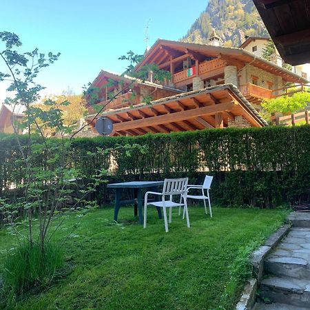 Ferienwohnung Hameau De Jadis Pré-Saint-Didier Exterior foto