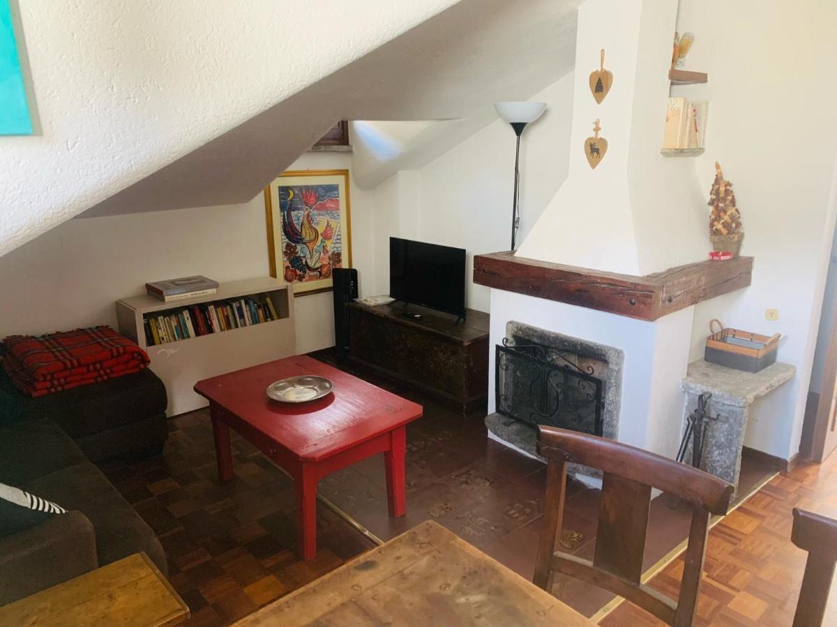 Ferienwohnung Hameau De Jadis Pré-Saint-Didier Exterior foto